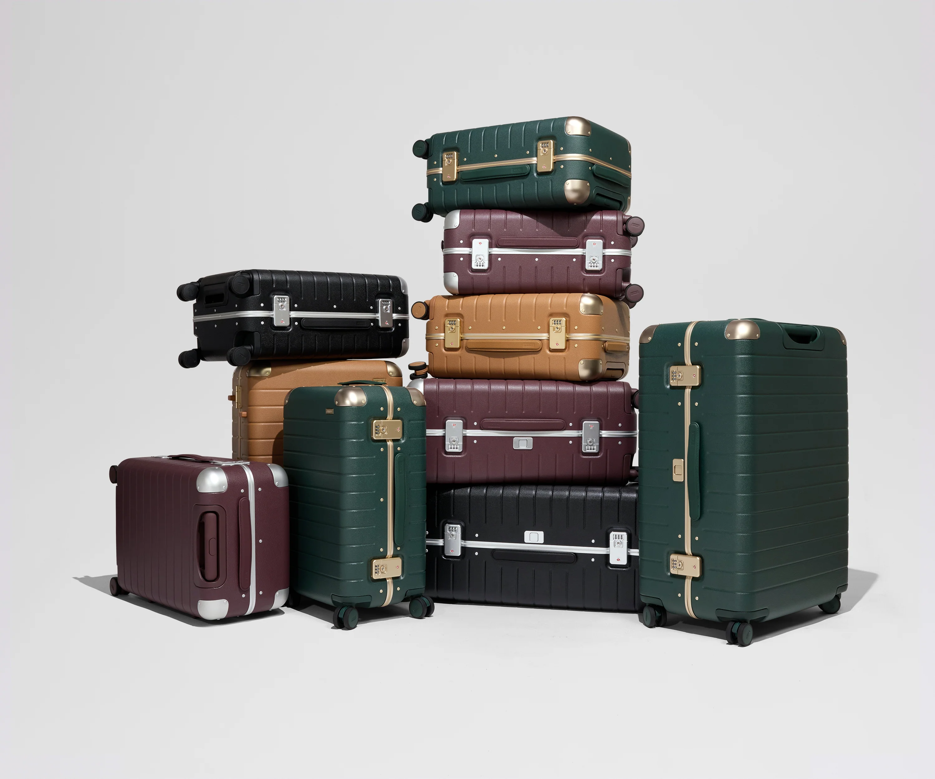 The Aluminum Edge Medium in Cognac Brown - Image 8