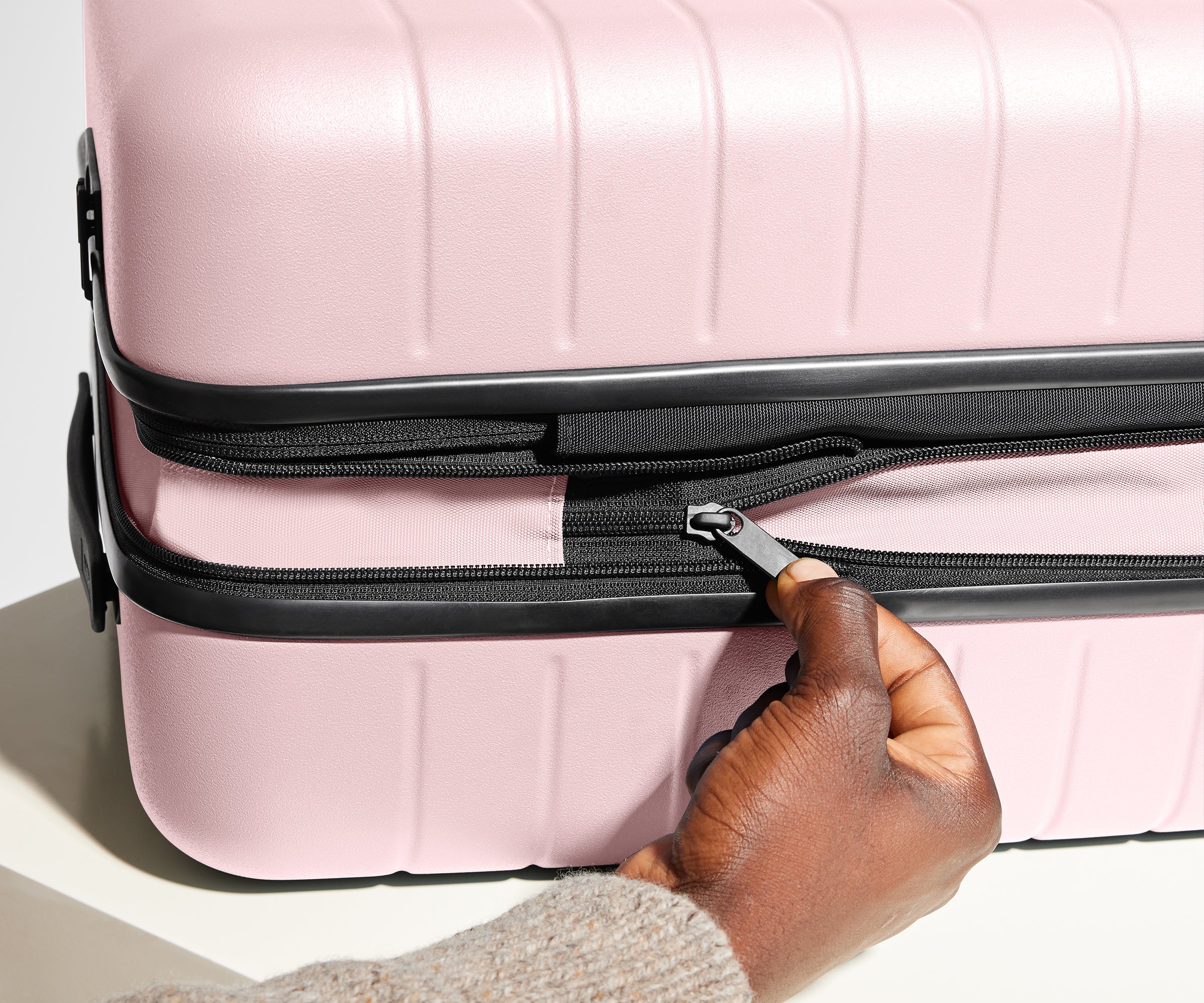 The Large Flex in Blush Pink - Image 4