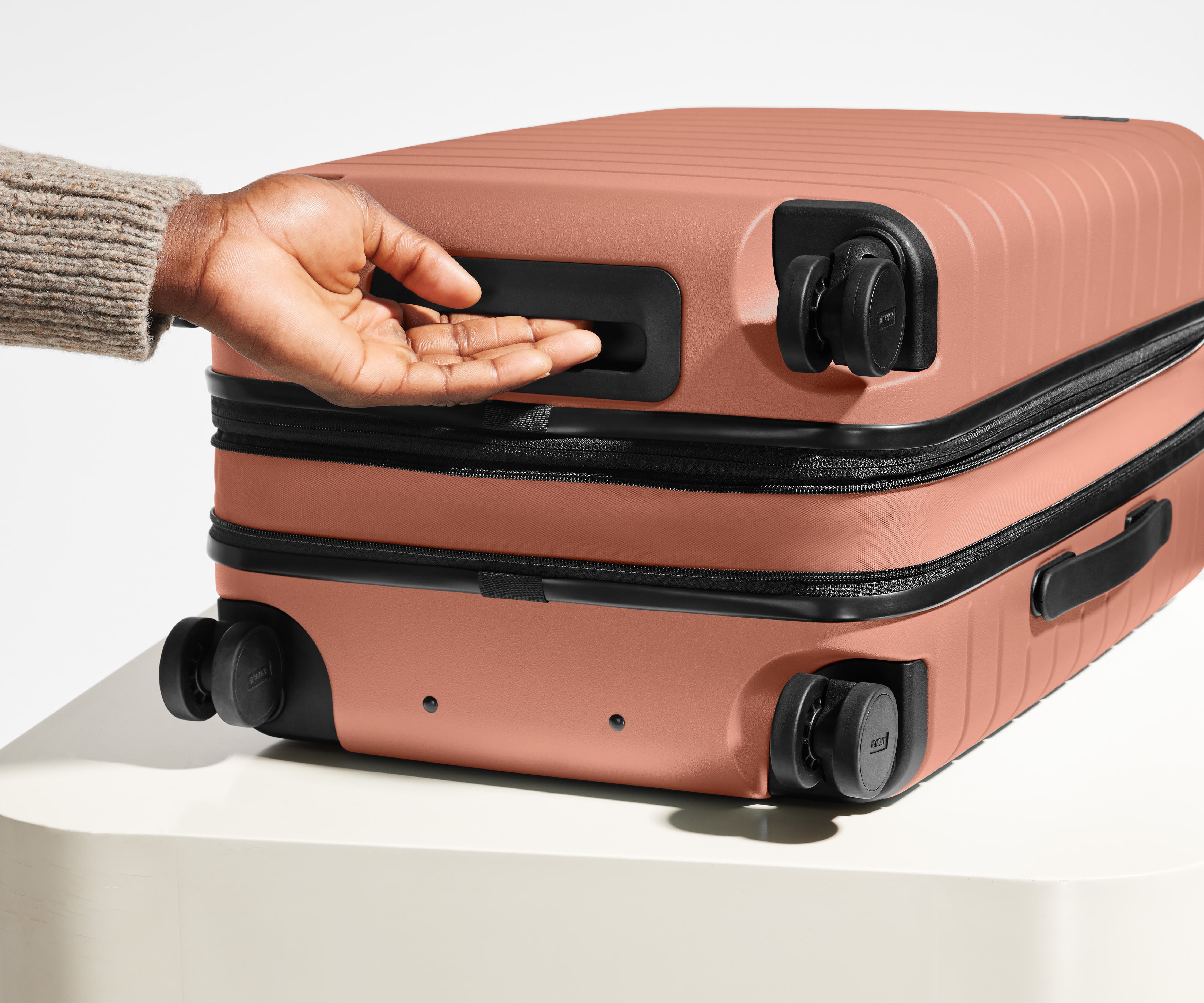 The Carry-On Flex in Clay Pink - Image 7