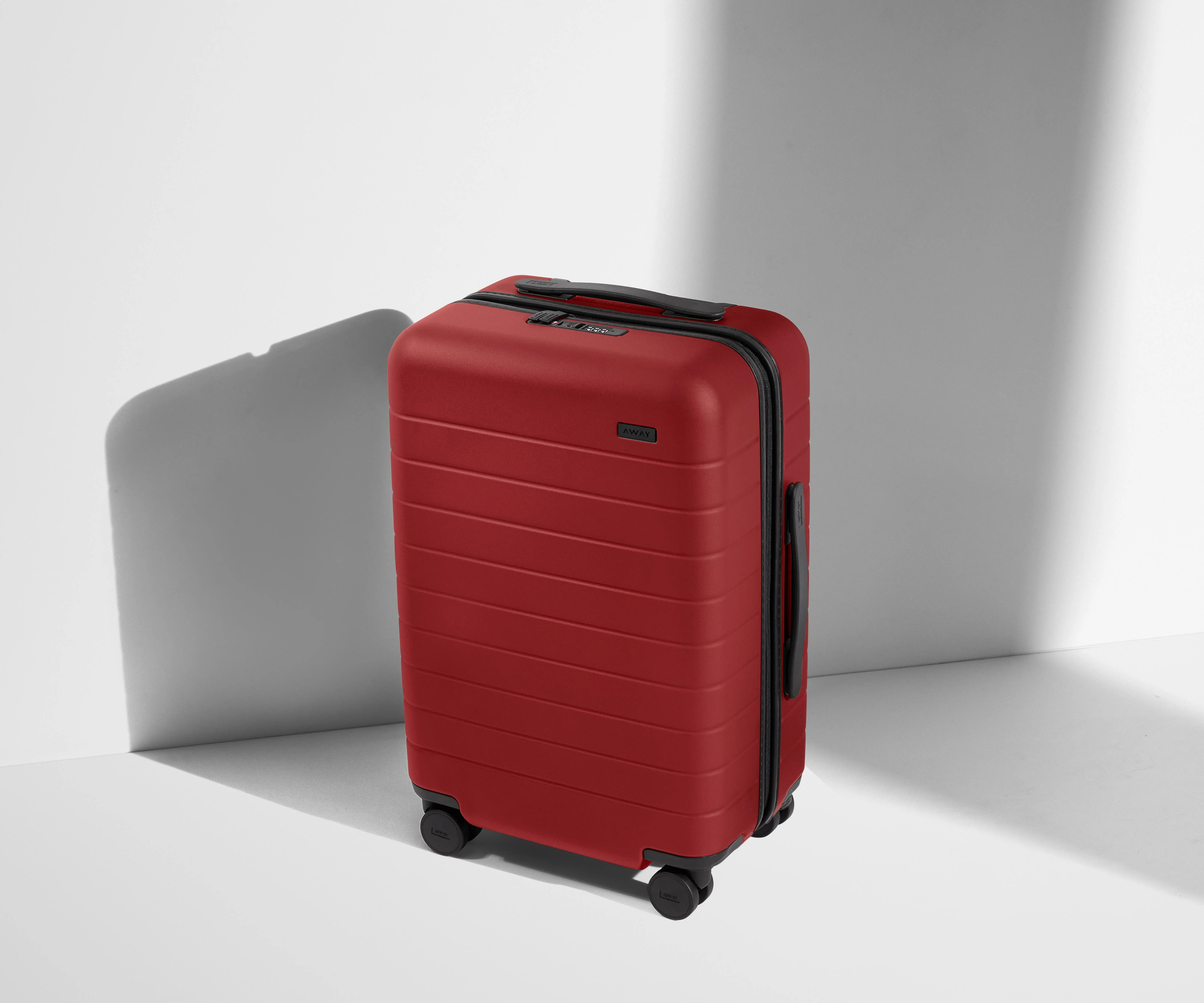 The Carry-On in Tango Red - Image 2