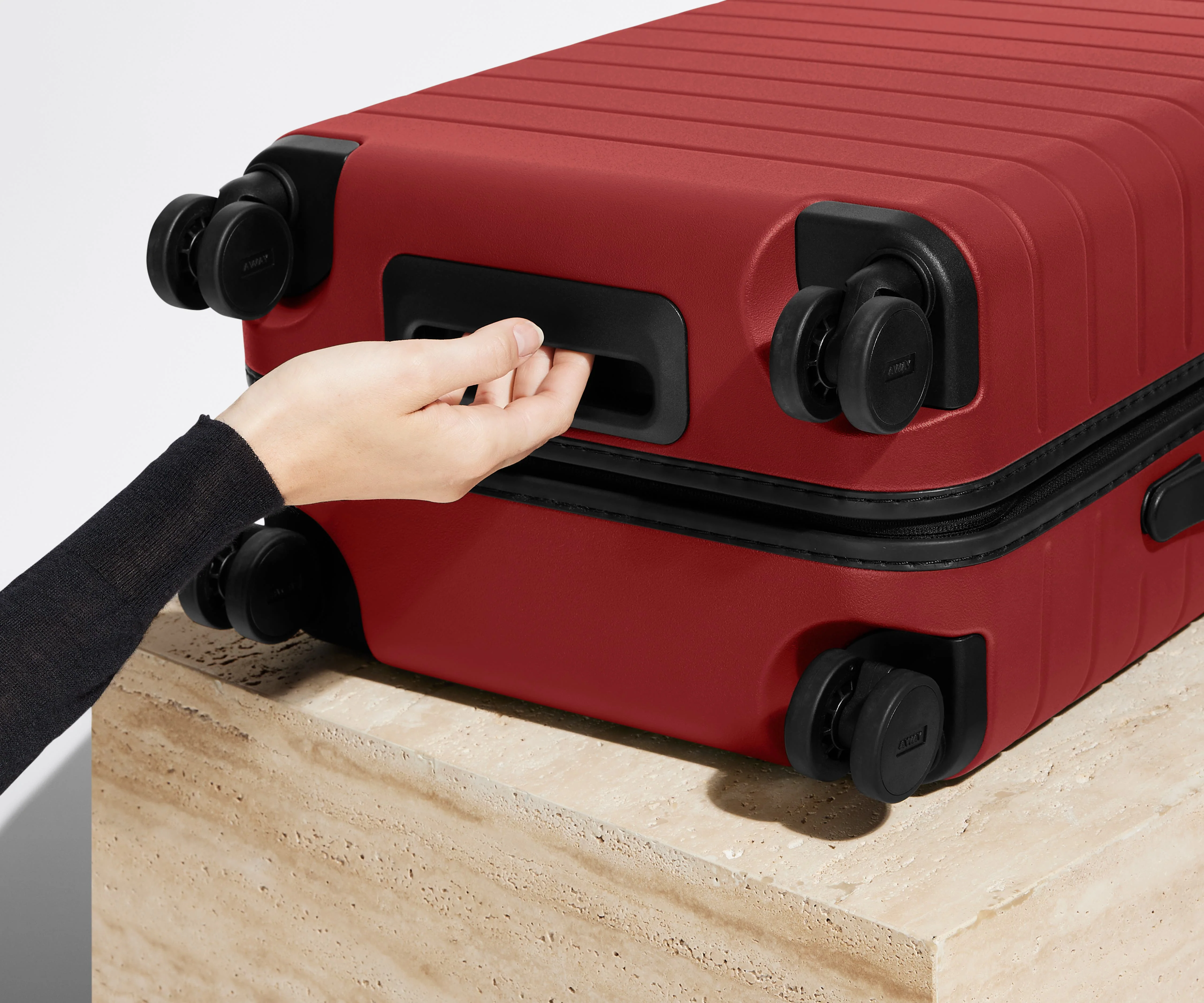 The Carry-On in Tango Red - Image 5