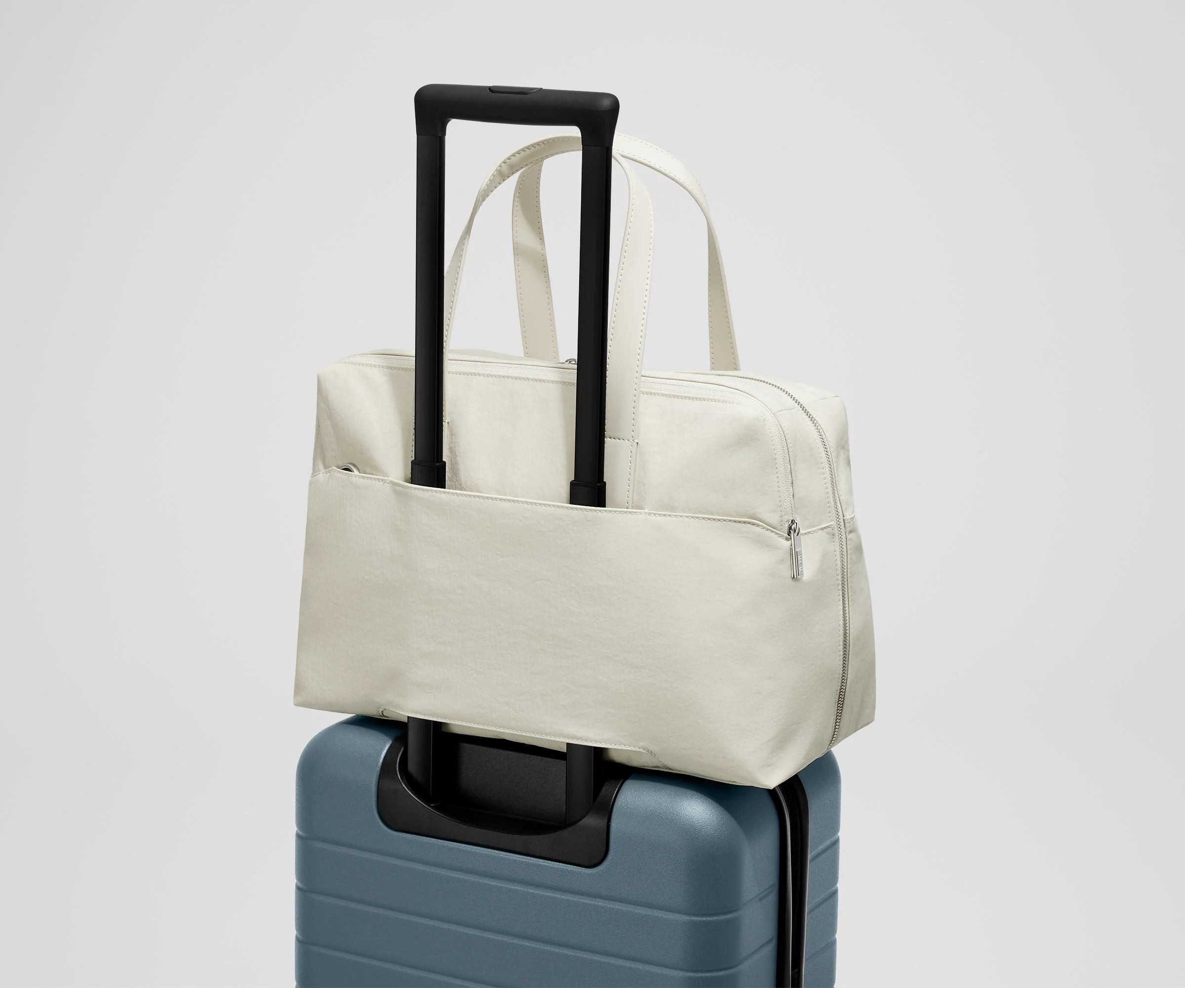 The Everywhere Bag in Salt White Textured Nylon - Image 7