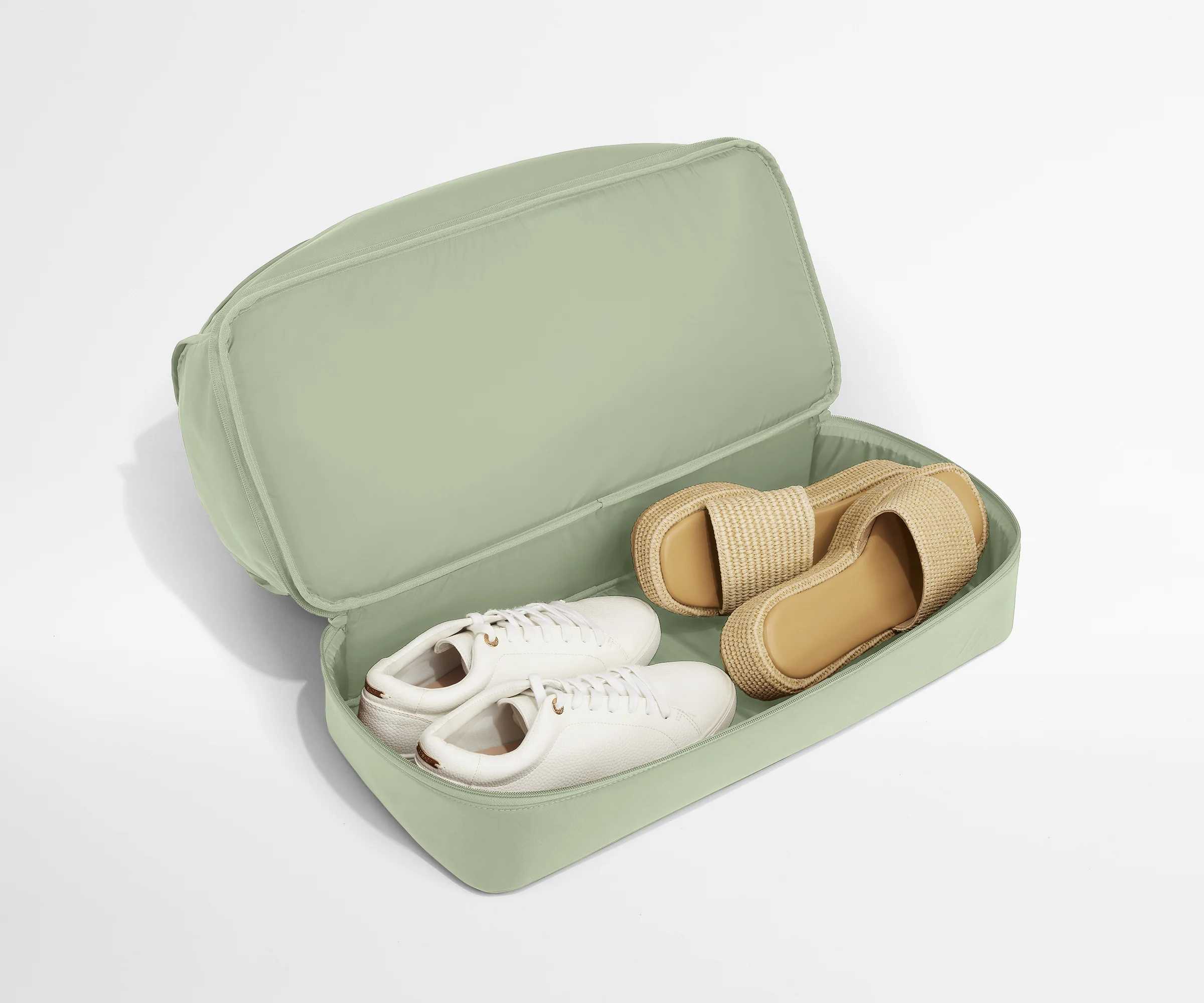 Featherlight Weekender in Sage Green - Image 5