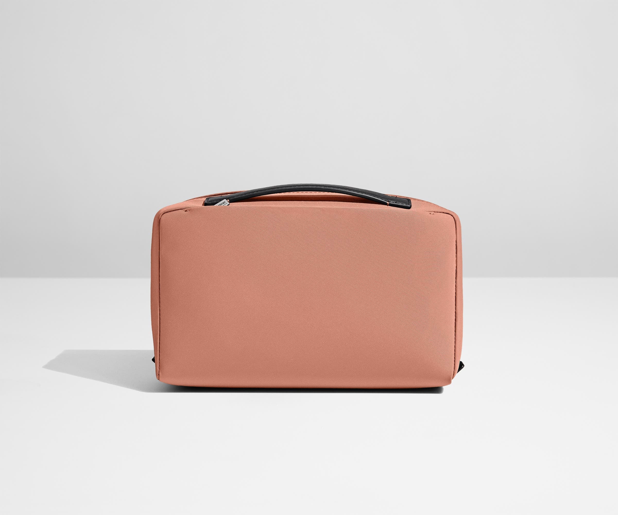 The Large Toiletry Bag in Clay Pink - Image 3