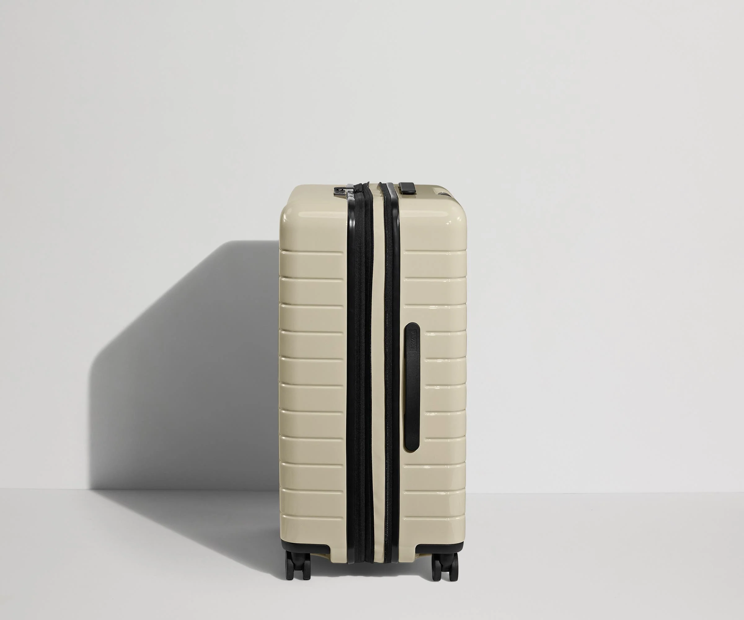 The Medium Flex in Salt White (Gloss) - Image 3