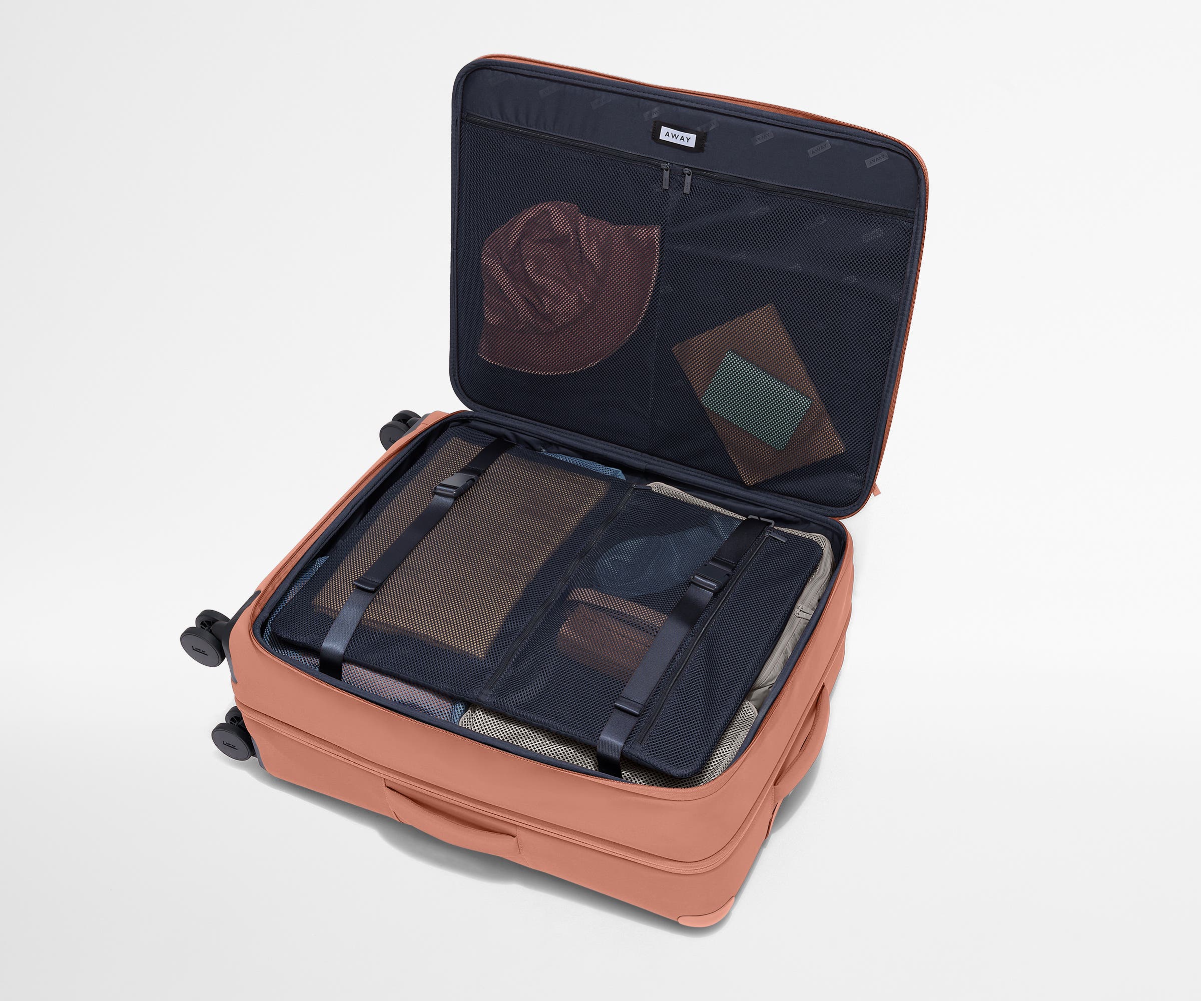 The Softside Large in Clay Pink - Image 5