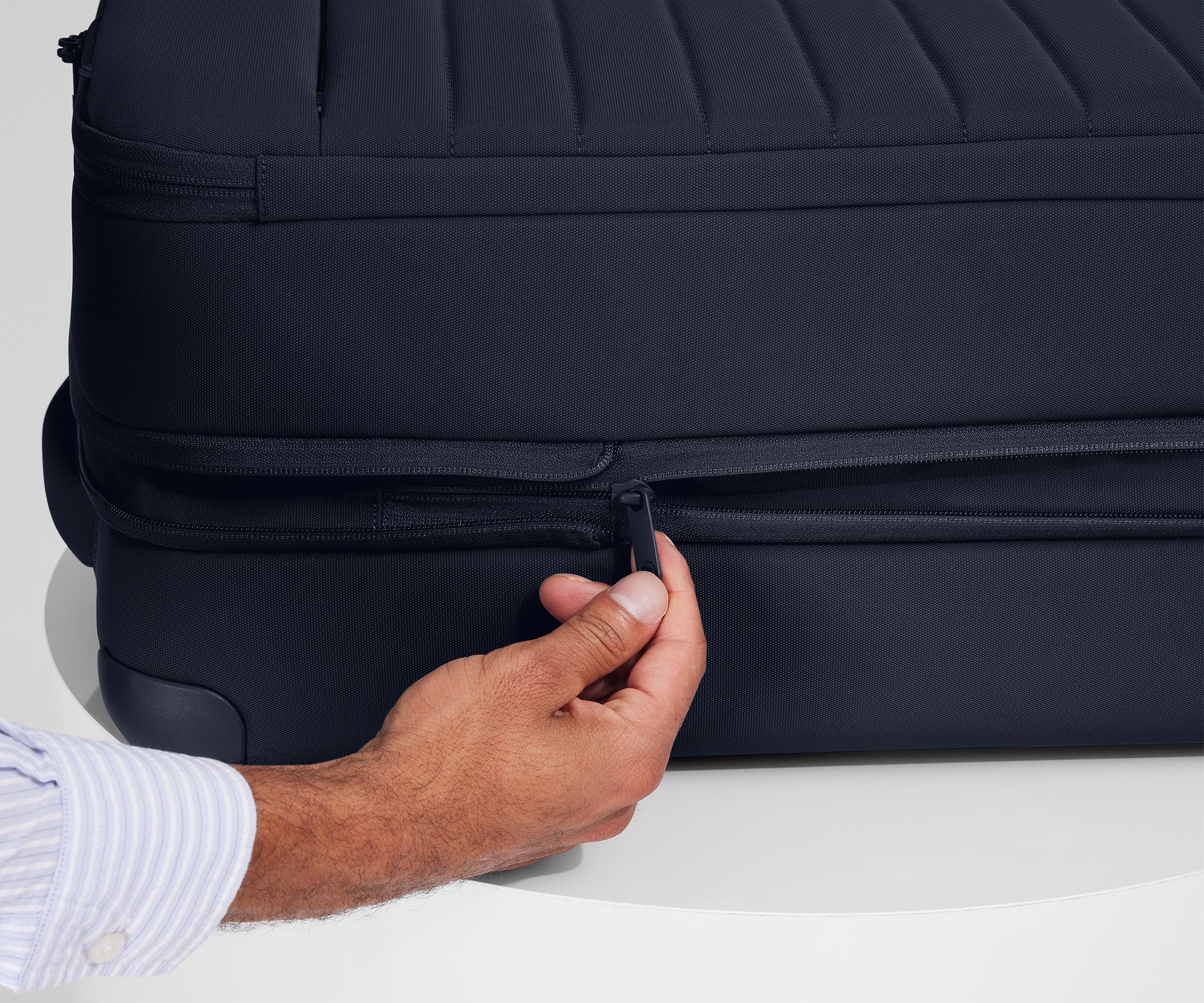 The Softside Medium in Navy Blue - Image 6