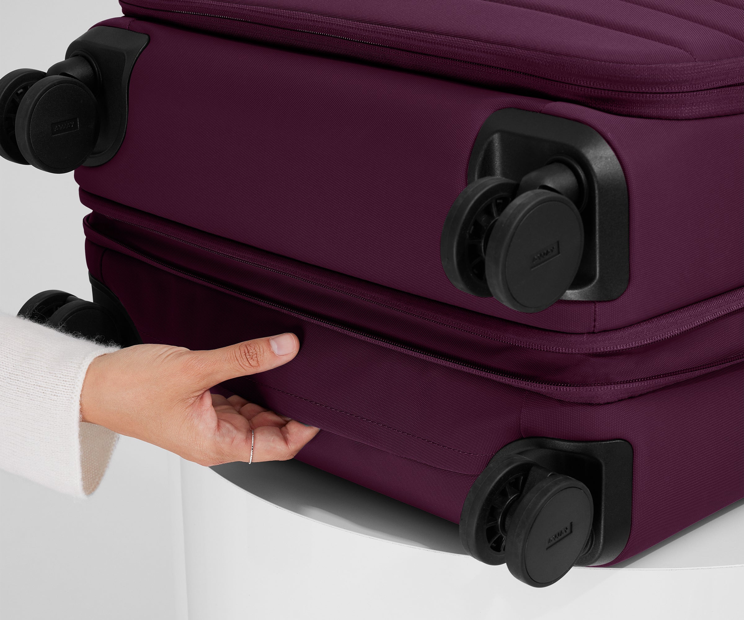 The Softside Medium in Plum Purple - Image 7